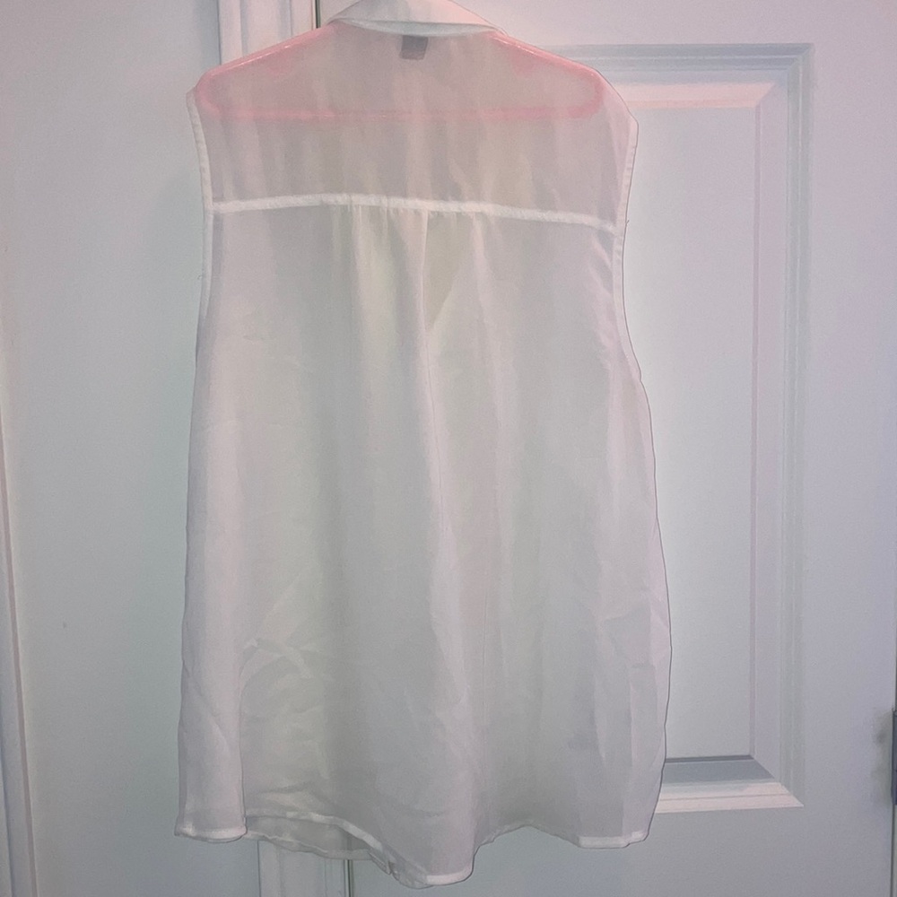 White Sleeveless Top with Embellished Collar - Picture 3 of 8